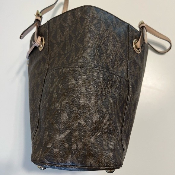 Michael Kors | Jet Set | East West Tote - Picture 5 of 11